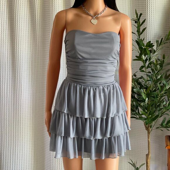 Y2K Ruby Rox Strapless‎ Ruffle Mini Dress Stretch Gray Tiered Party Dress Siz 5 - Picture 2 of 8